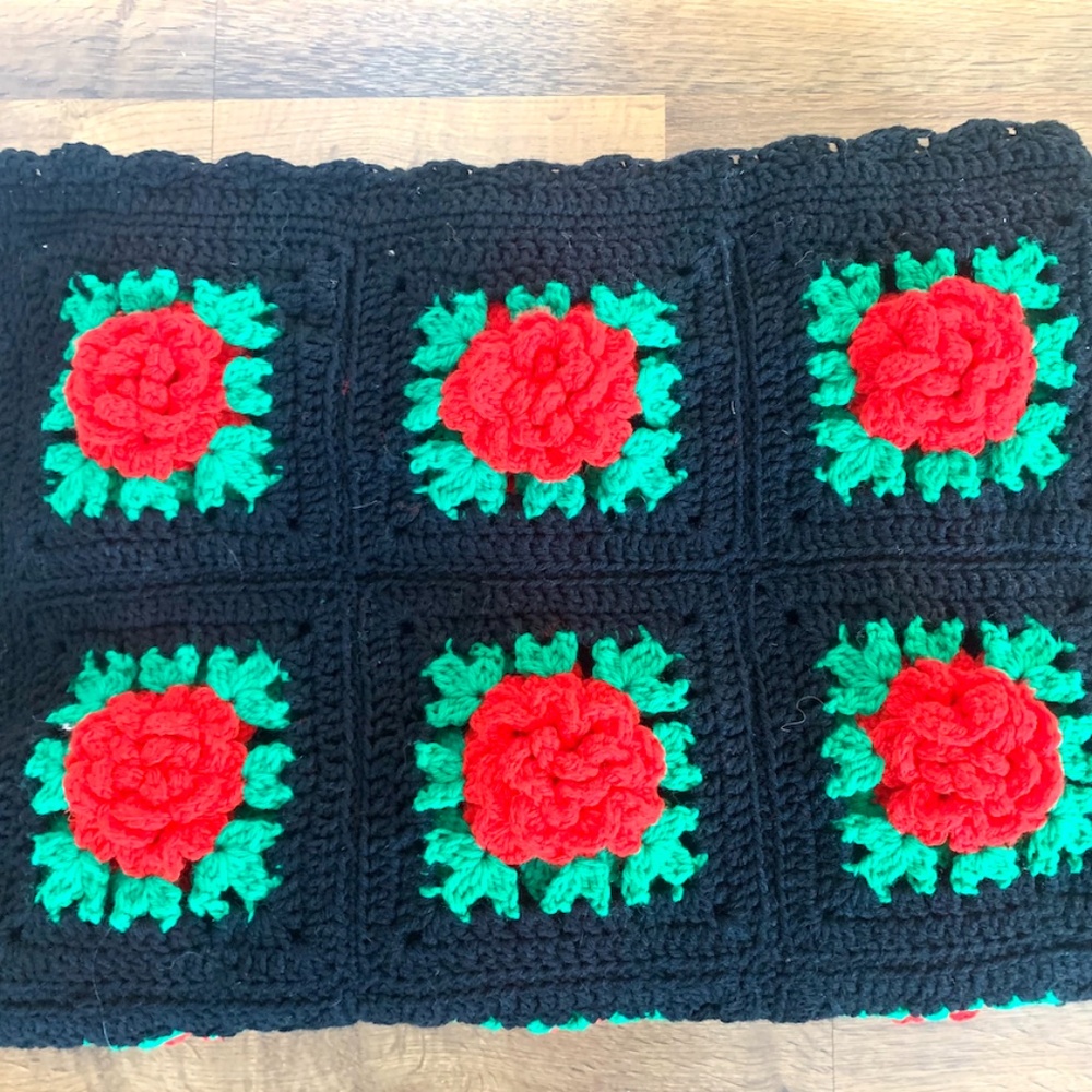 3D Rose Crochet Blanket